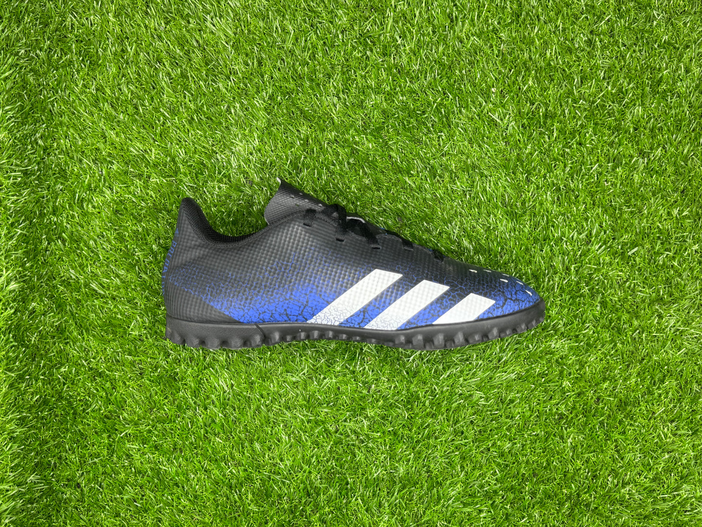Adidas Predator FREAK.4 TF