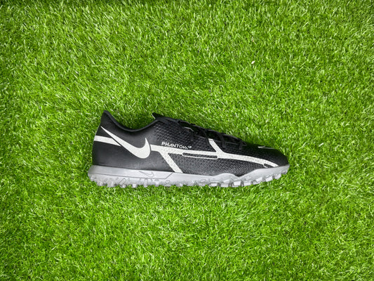 Nike Phantom GT2 Club TF