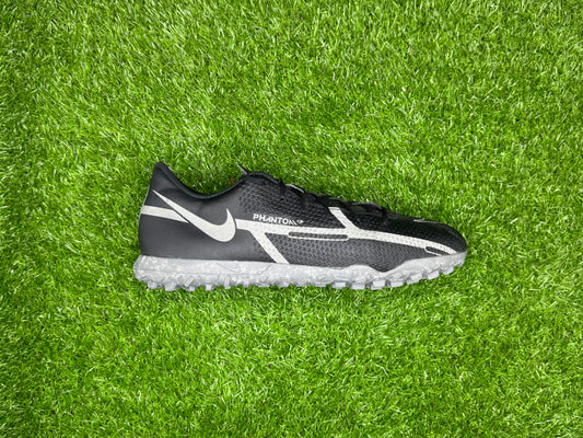 Nike Phantom GT2 Club TF