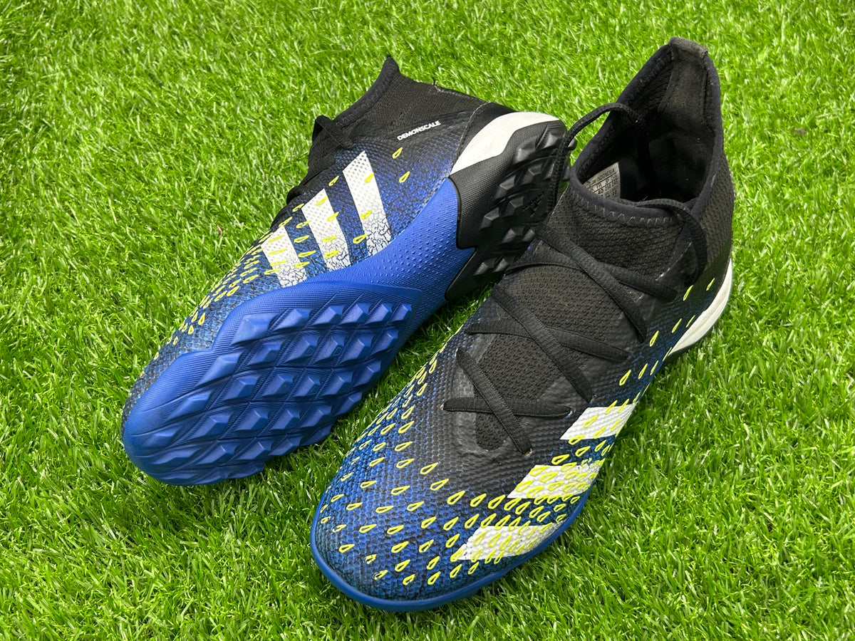 Adidas Predator Freak.3 TF – Footballcleats.pk