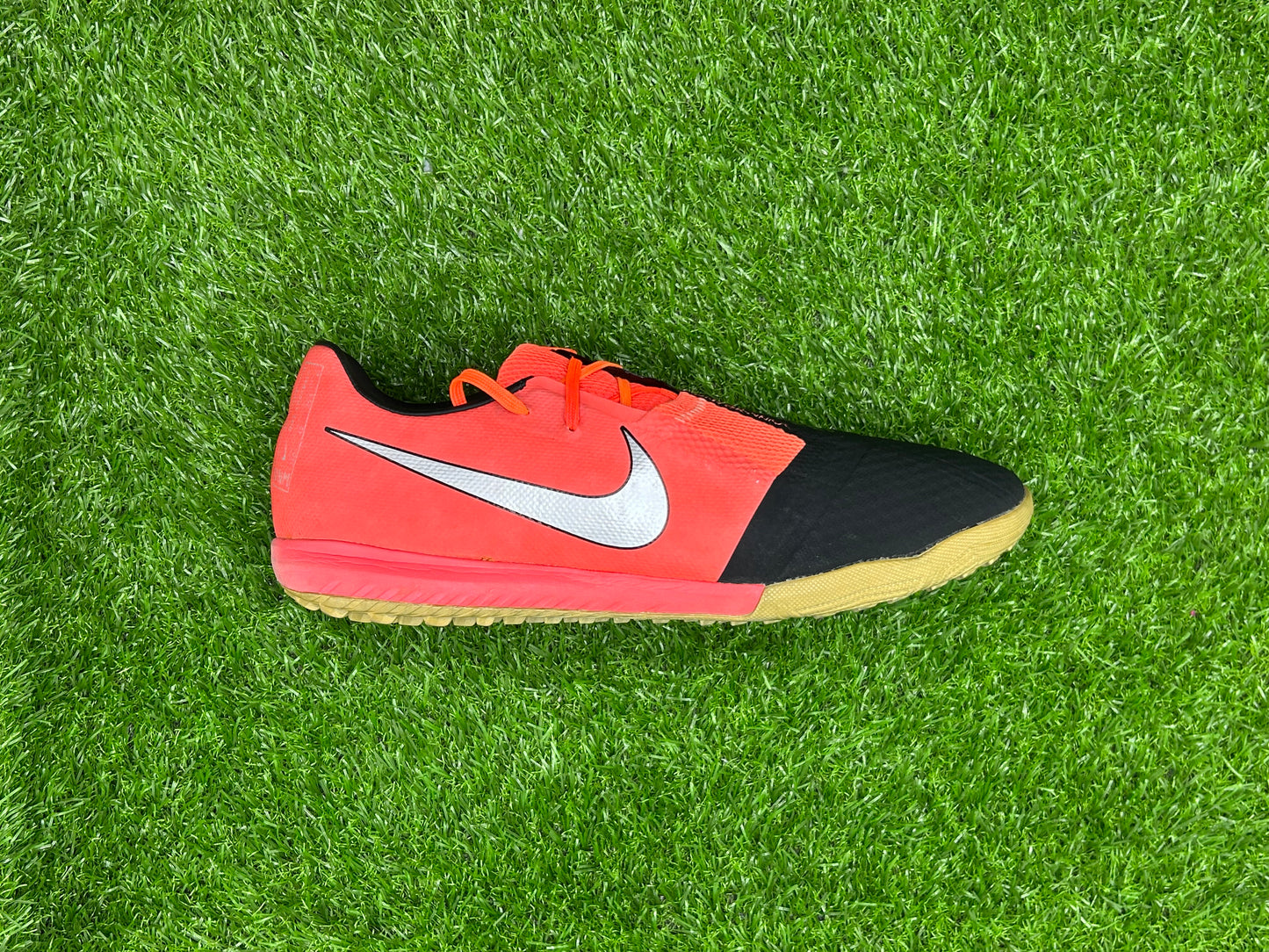 Nike Phantom Venom Academy TF