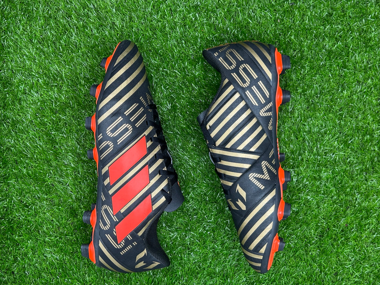 adidas Nemeziz Messi 17.4 FxG