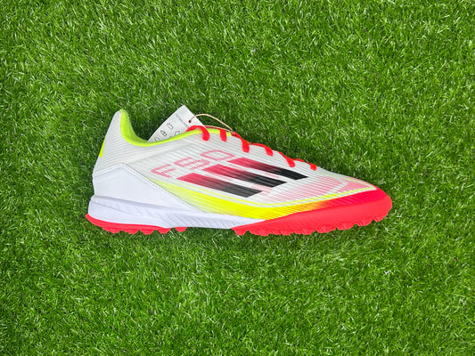 Adidas  F50 League TF