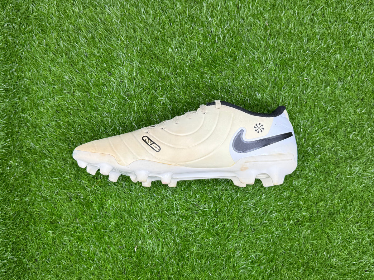 Nike Tiempo Legend 10 Club MG