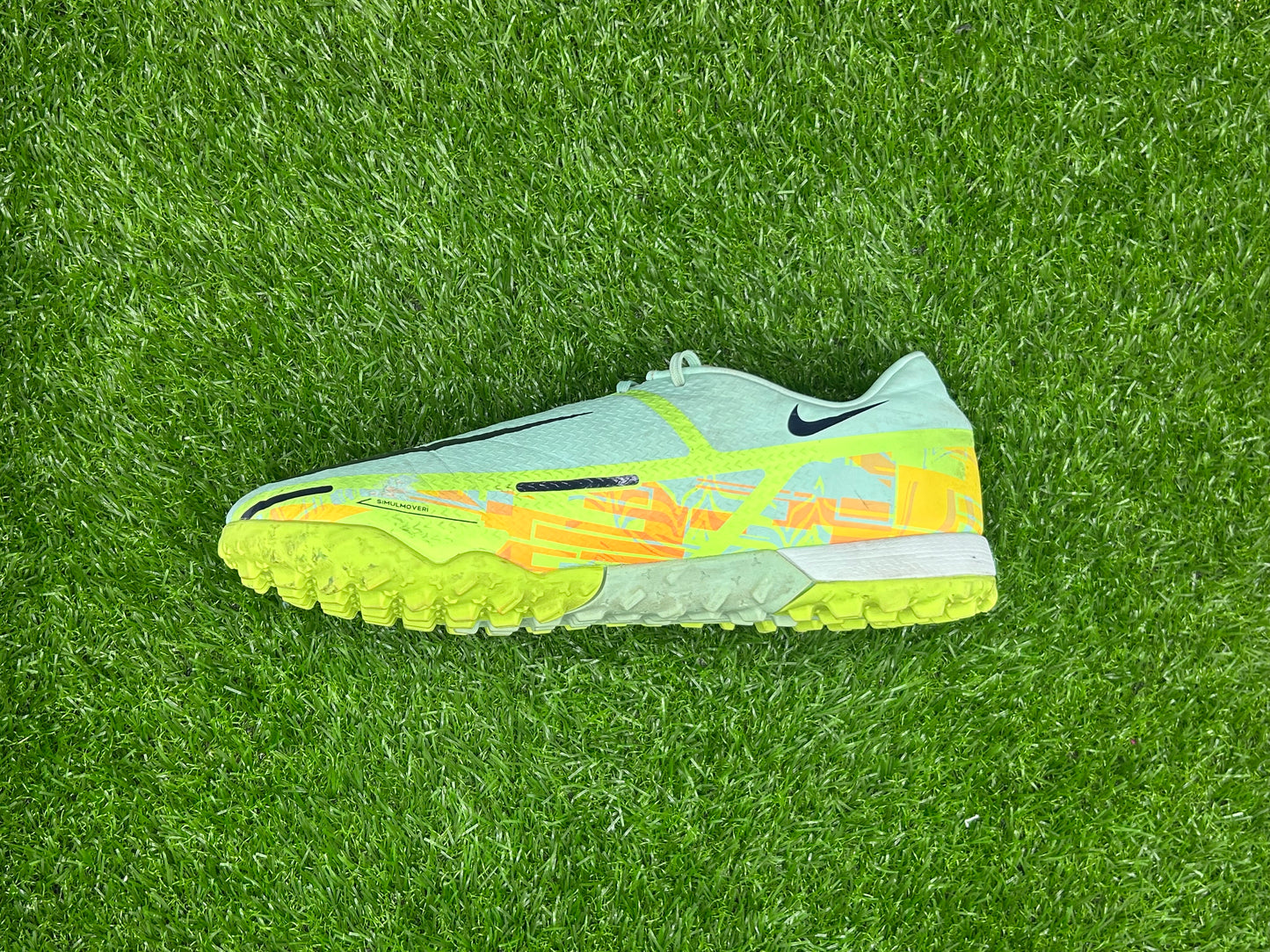 Nike Phantom GT2 Academy TF