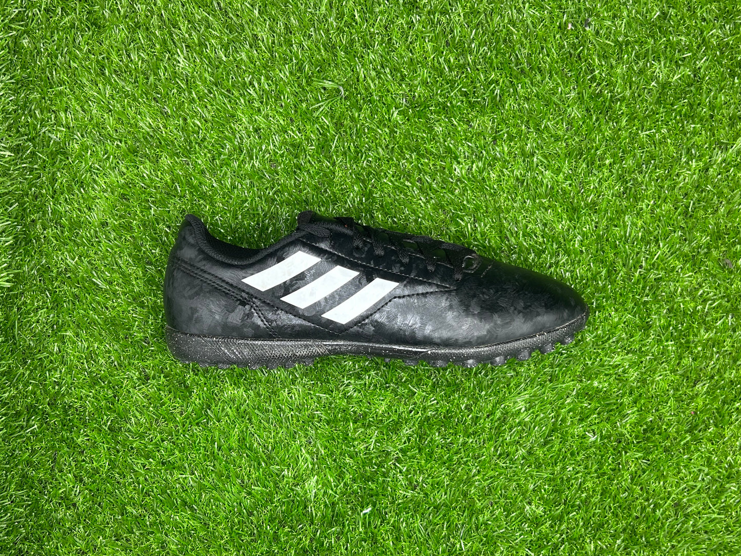 adidas Conquisto II TF