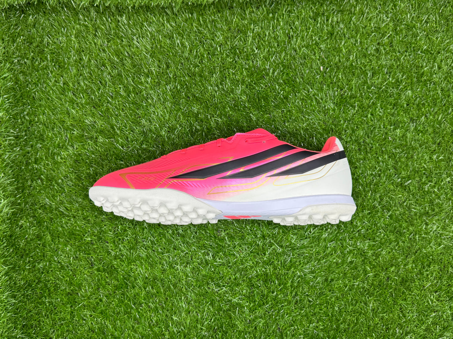 Adidas F50 Hyperfast Club TF (Brand New)