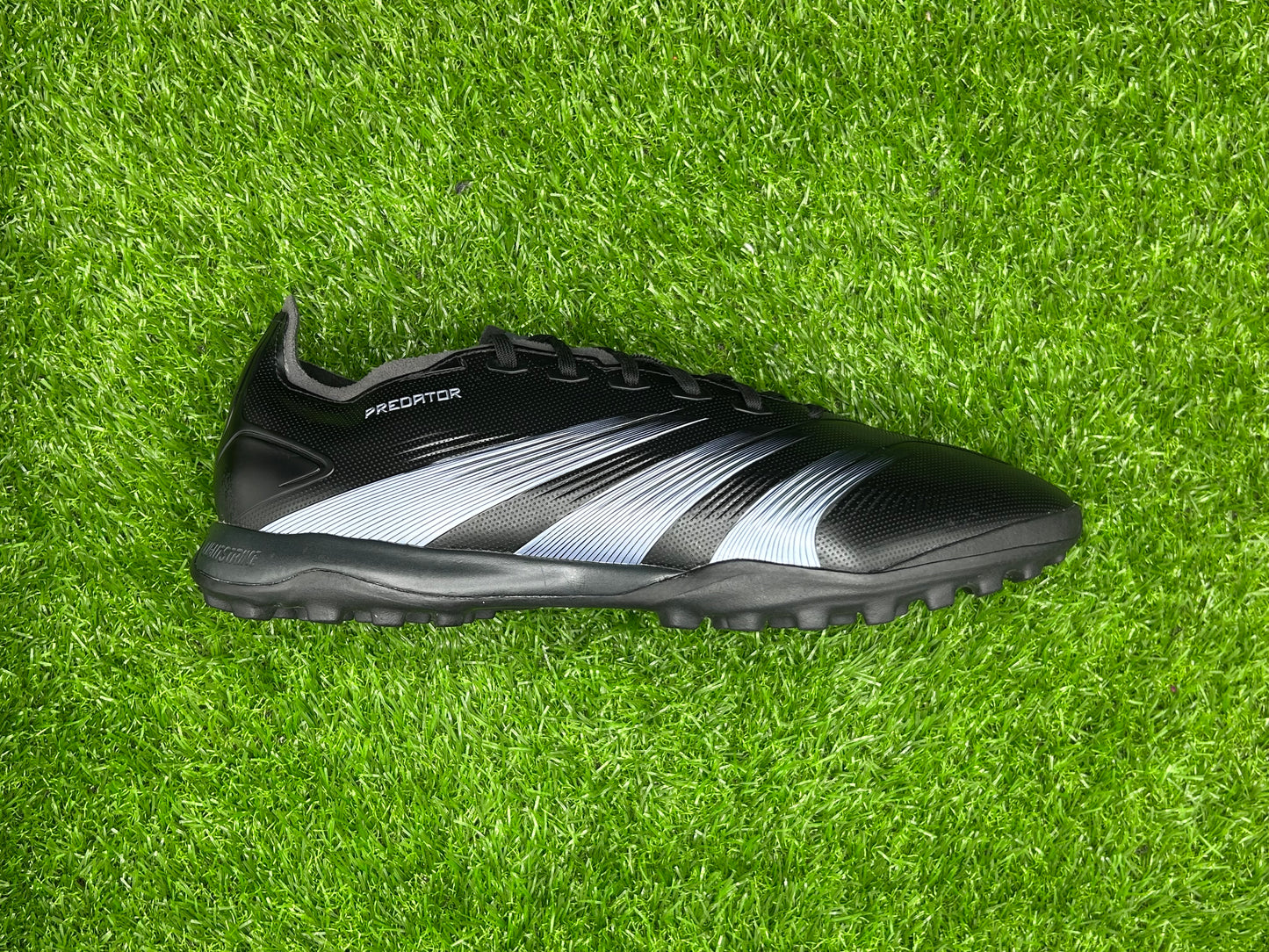 Adidas Predator League Low TF