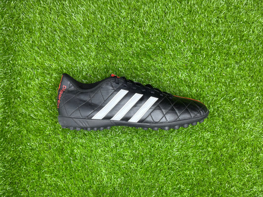 Adidas 11Questra TF