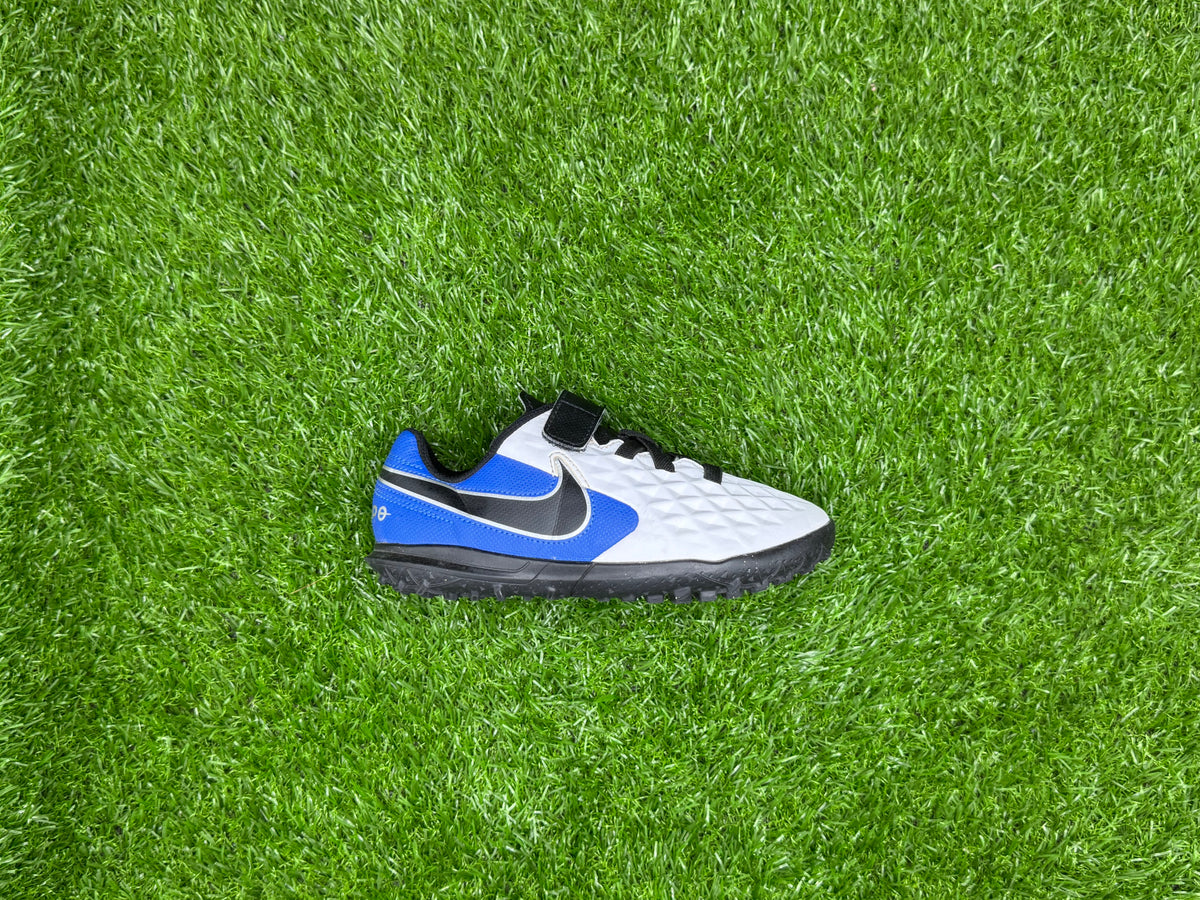 Nike Tiempo Legend 8 Club Tf