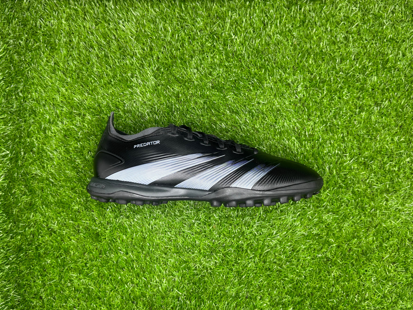 Adidas Predator League Low TF