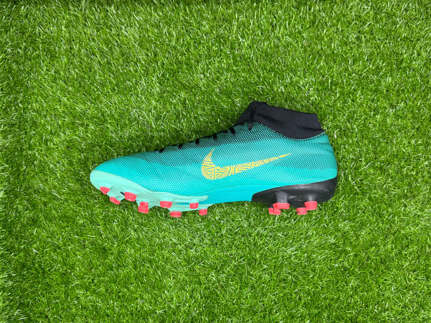 Nike MercurialX SuperflyX 6 Academy CR7 FG/MG