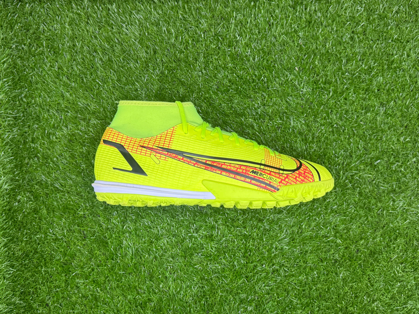 Nike Mercurial Superfly 8 Academy TF
