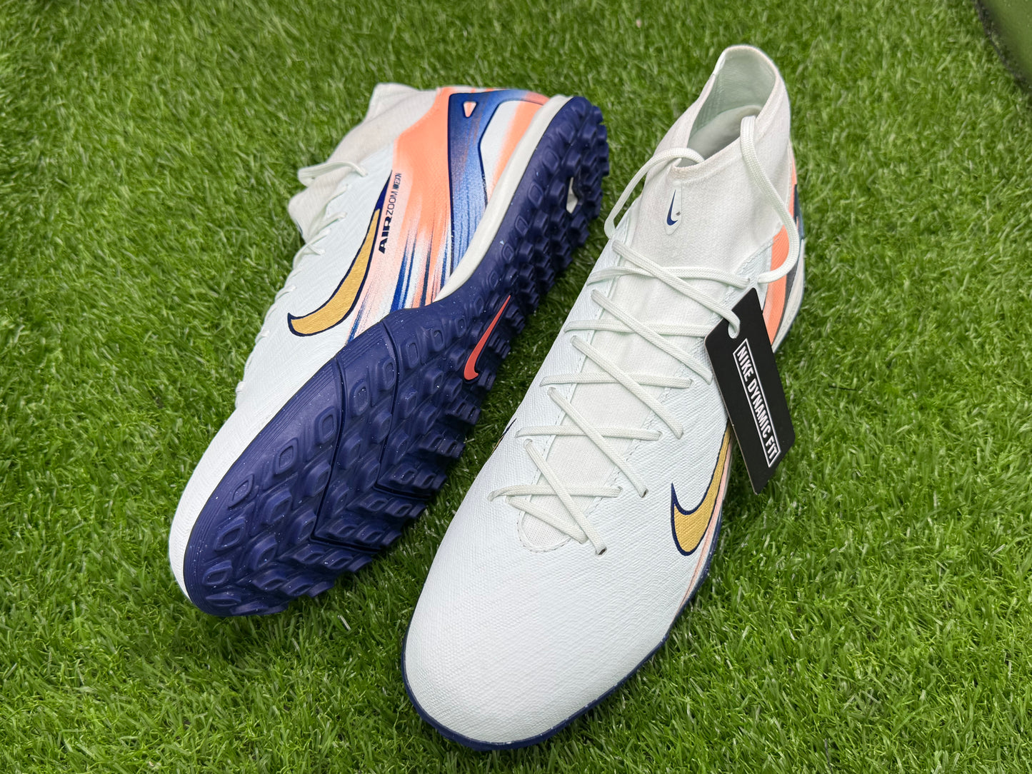 Nike Mercurial Zoom Superfly 10 Academy Mds TF (Brand New)