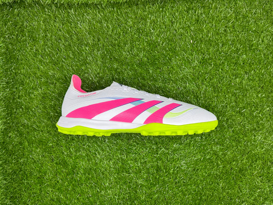 Adidas Predator League TF (Brand New)