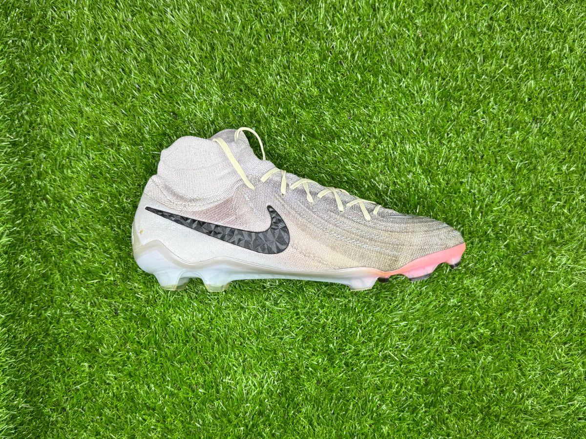 Nike Phantom Luna 2 Elite FG