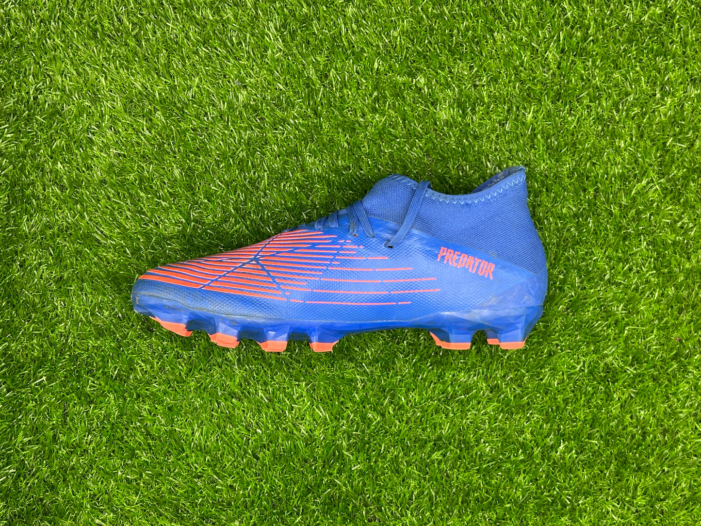 adidas Predator Edge .3 MG