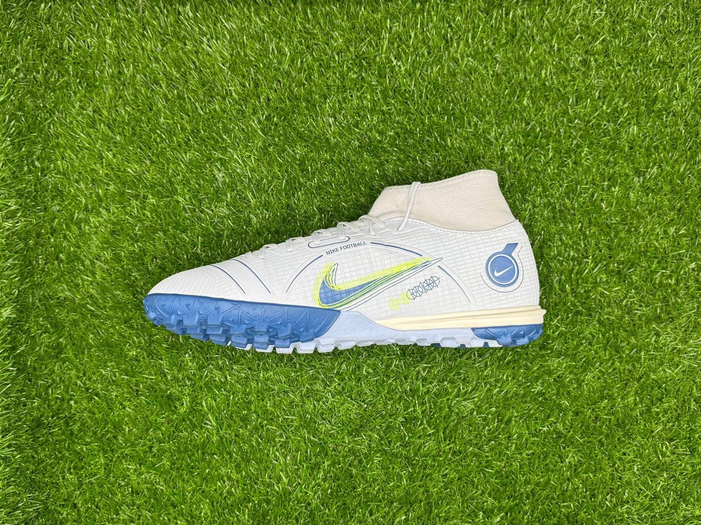 Nike Mercurial Superfly 8 Academy TF