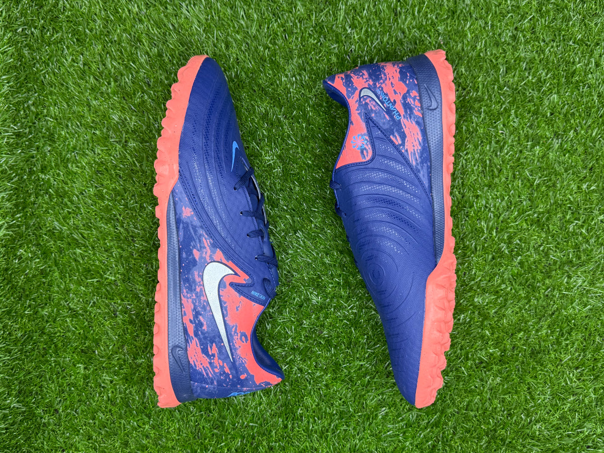 Nike Phantom GX 2 Academy TF (Brand New)