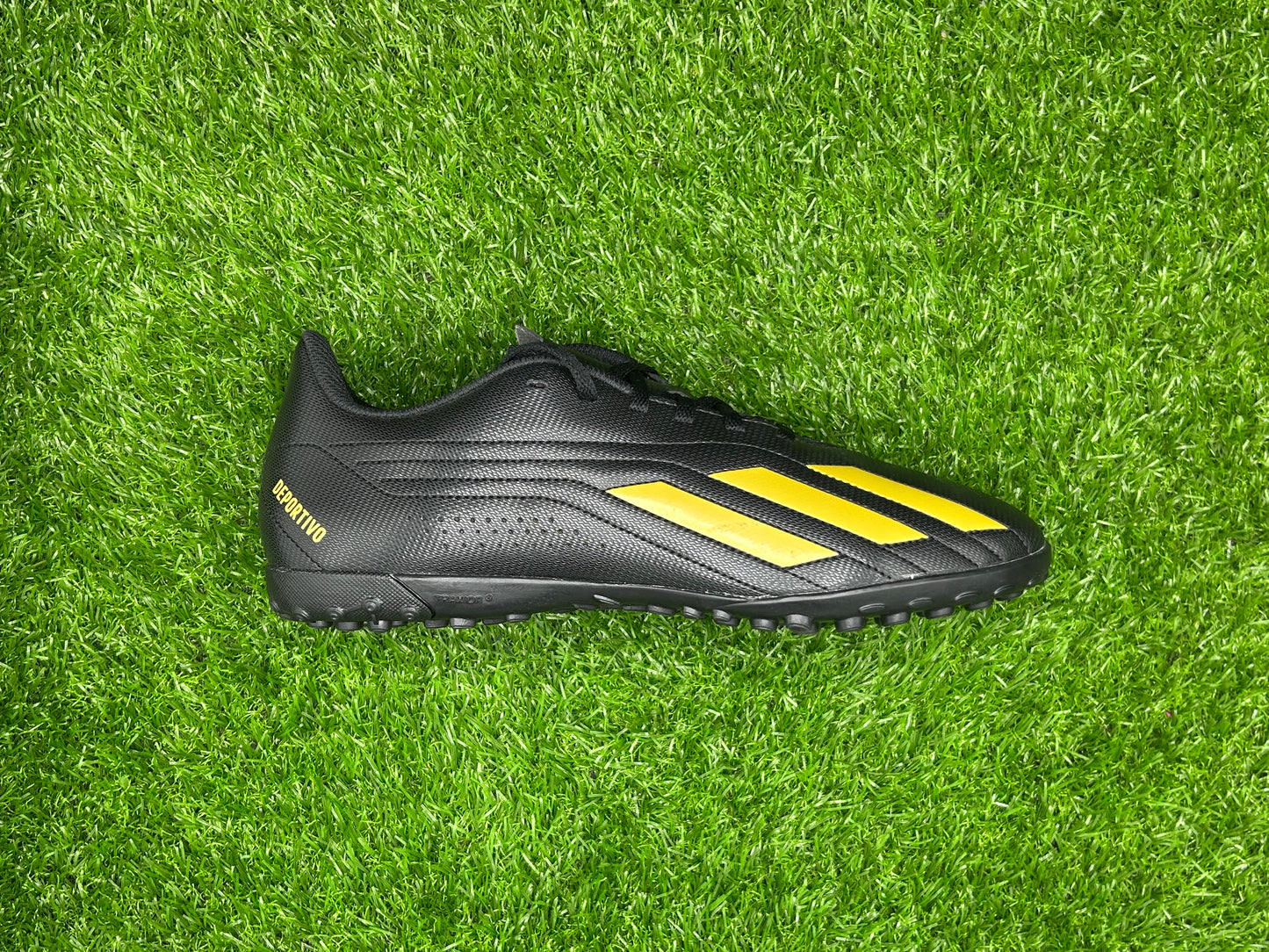 adidas Deportivo II TF