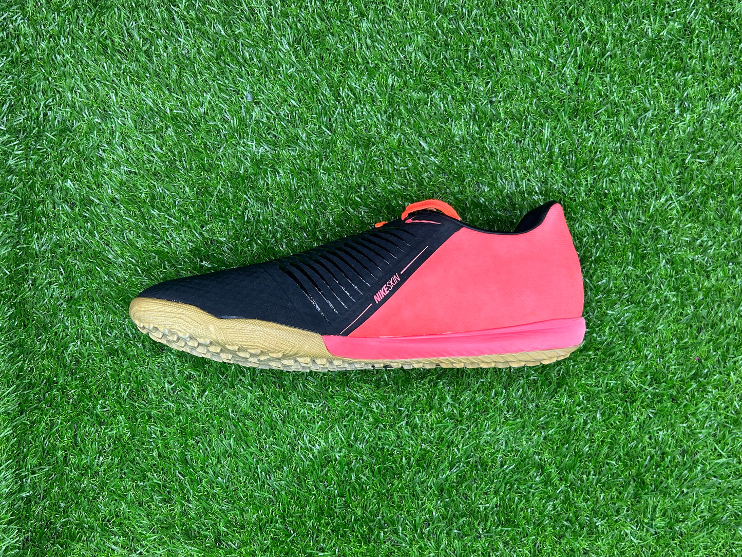 Nike Phantom Venom Academy TF