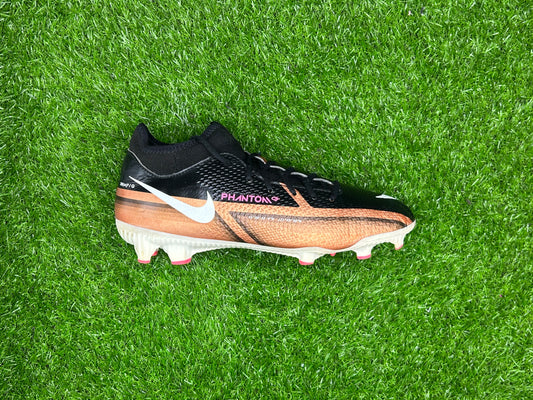 Nike Phantom GT2 Academy DF FG MG