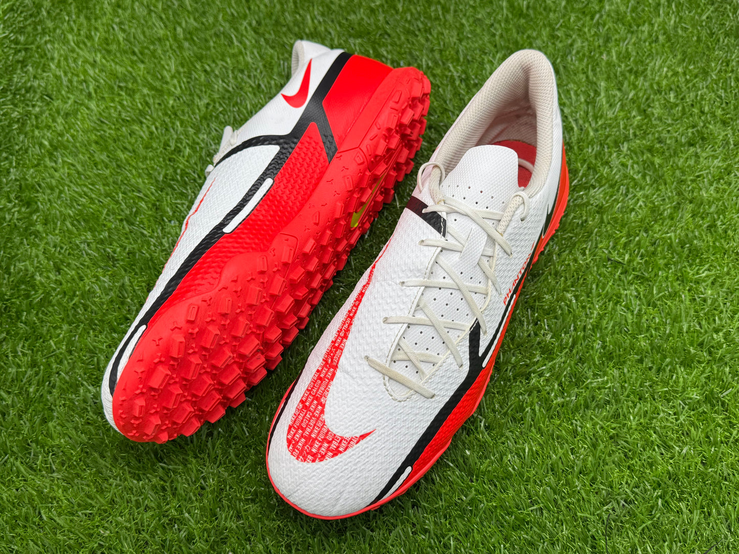 Nike Phantom GT2 Club TF