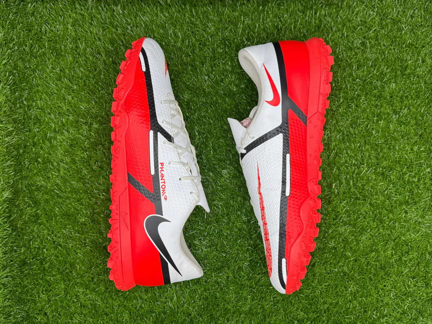 Nike Phantom GT2 Club TF