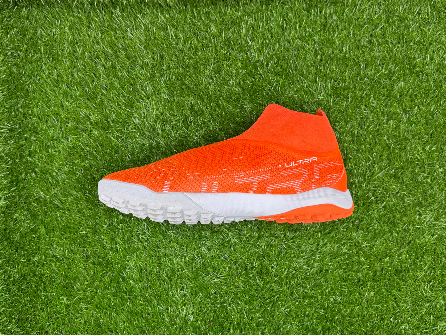 PUMA Ultra Match + LL TT