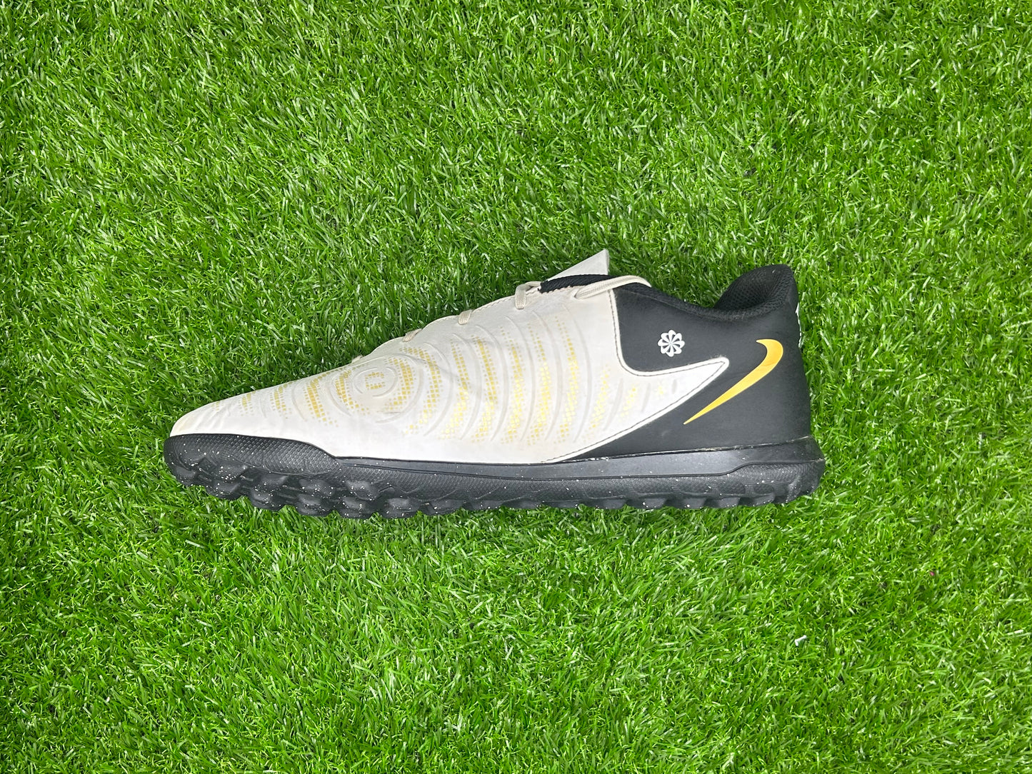 Nike Phantom GX II Club TF