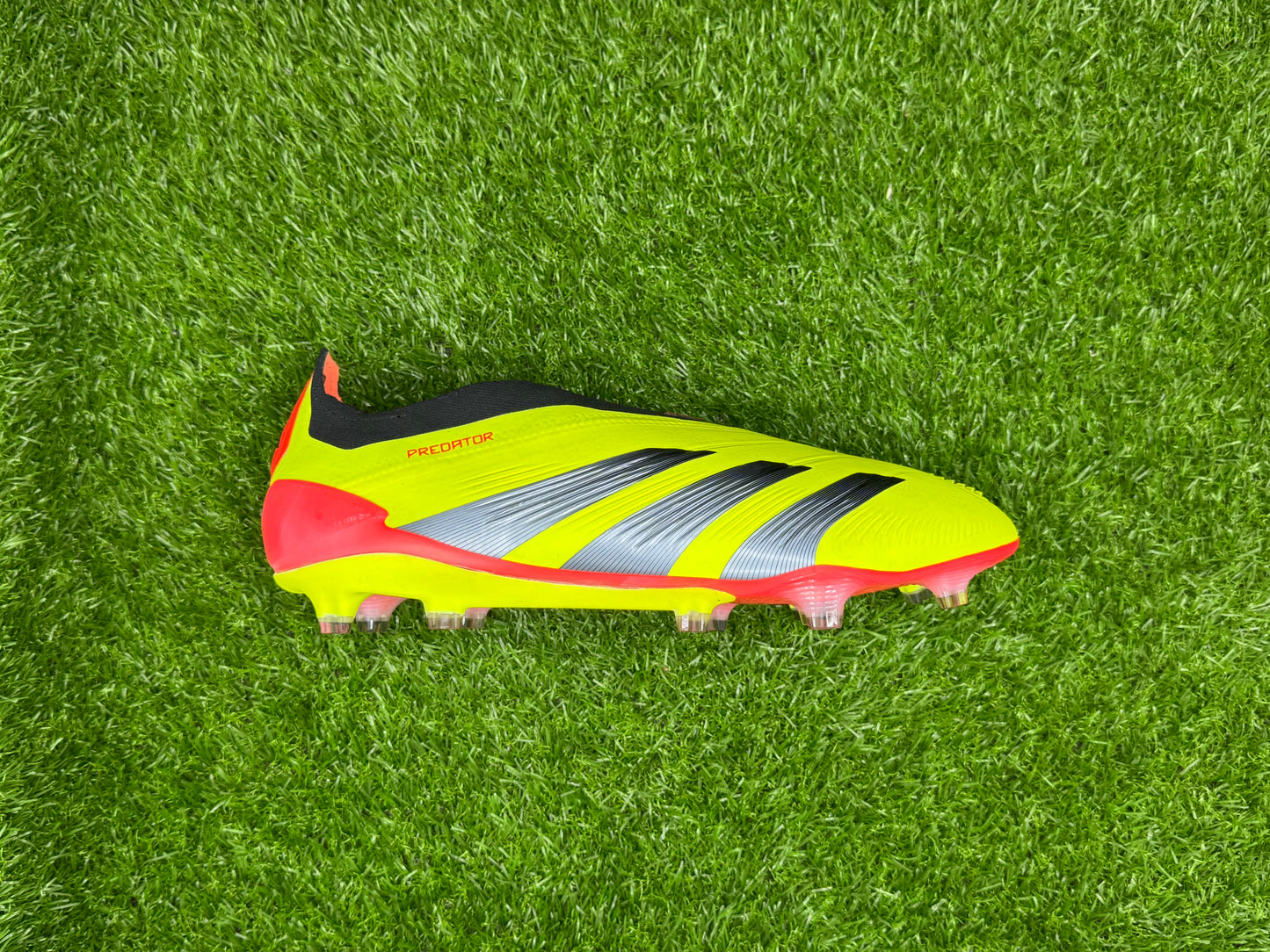 Adidas Predator Elite Laceless FG
