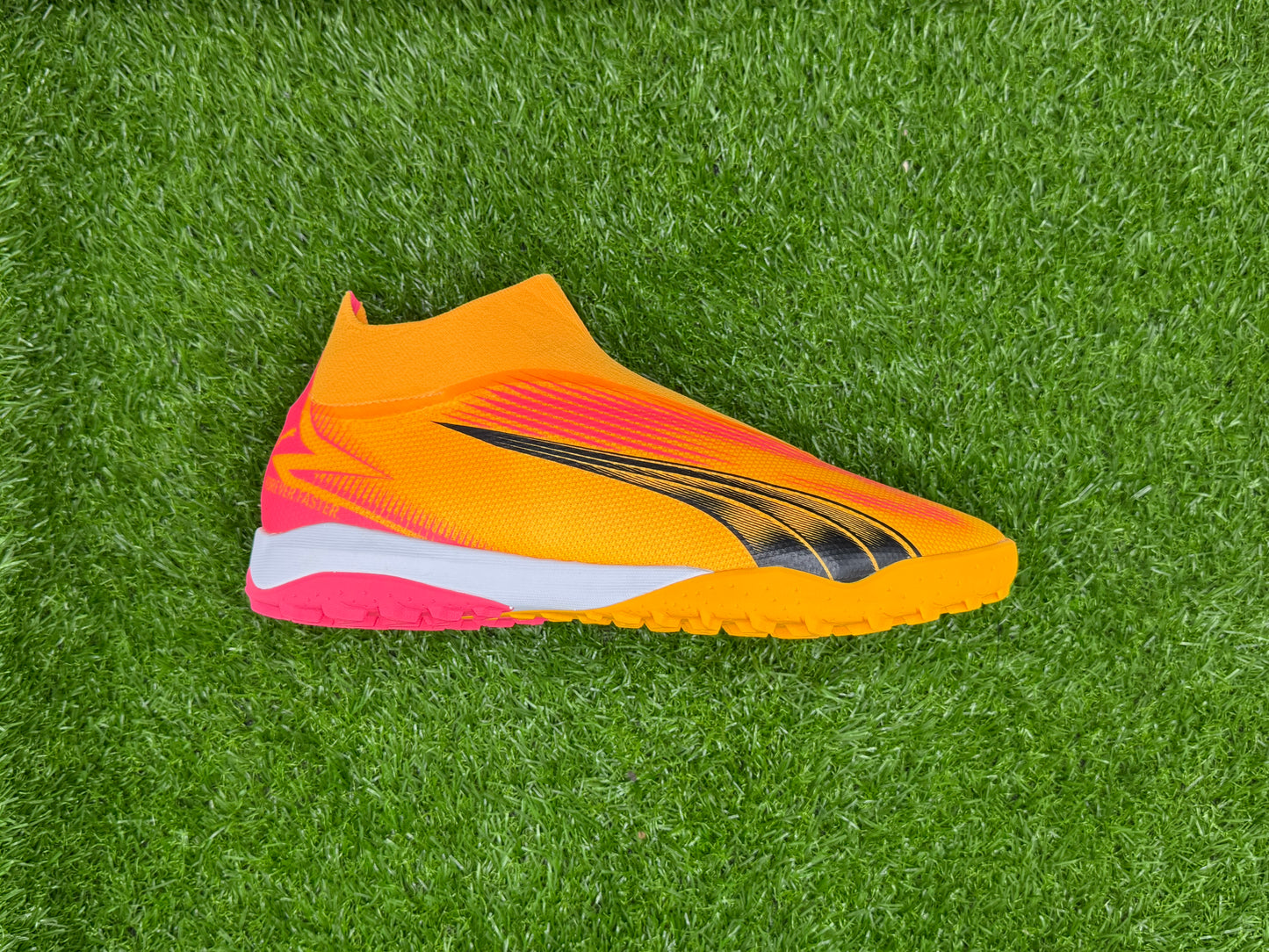 Puma Ultra Match LL TT