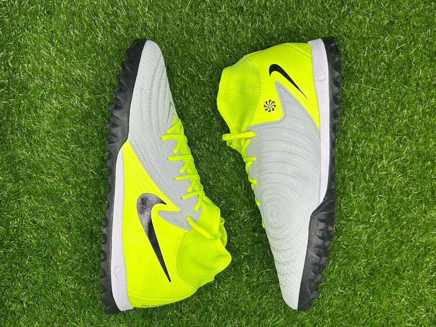 NikePhantom Luna 2 Academy TF