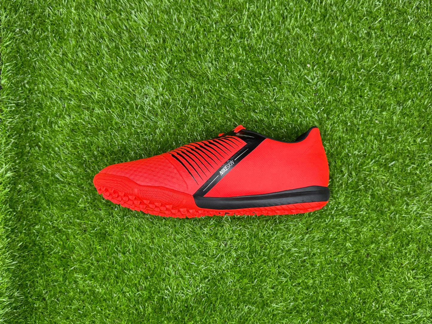 Nike Phantom Venom  Academy TF