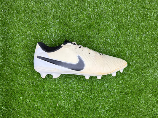 Nike Tiempo Legend 10 Club MG