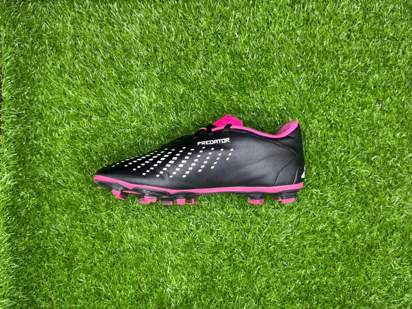 Adidas Predator  Accuracy.4 FxG