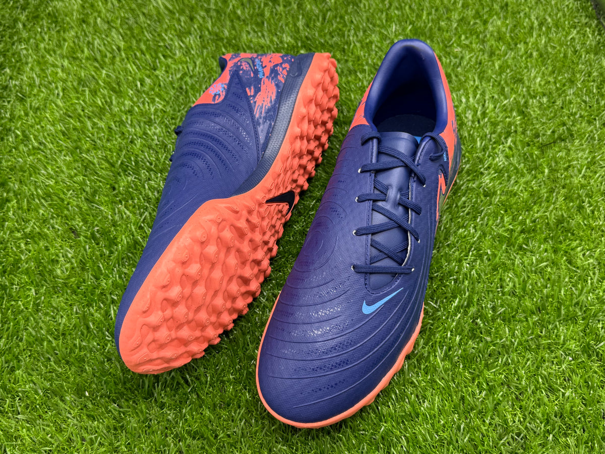 Nike Phantom GX 2 Academy TF (Brand New)