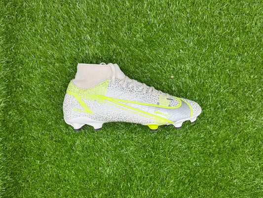 Nike Mercurial Superfly 8 Academy MG