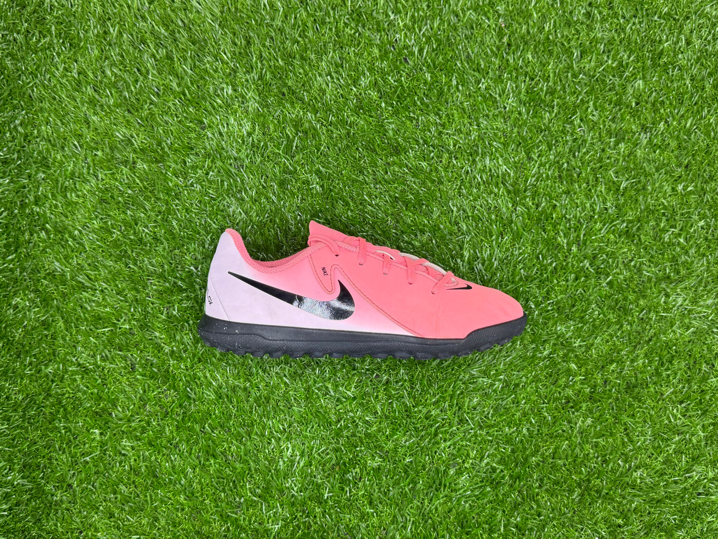 Nike Phantom GX 2 Club TF