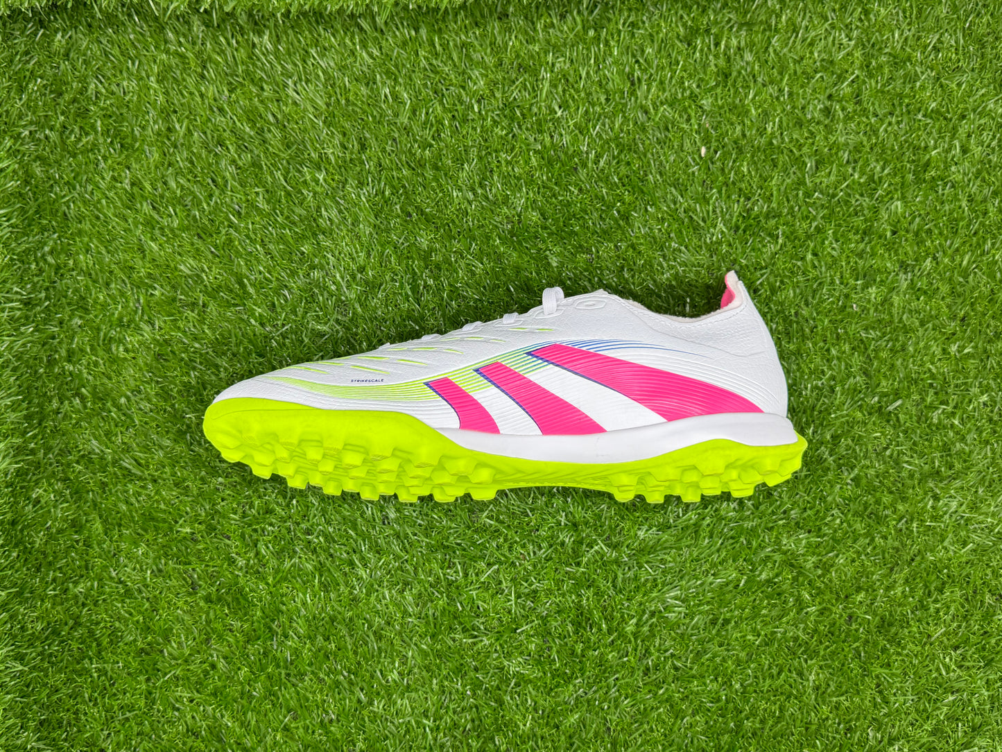 Adidas Predator League TF (Brand New)