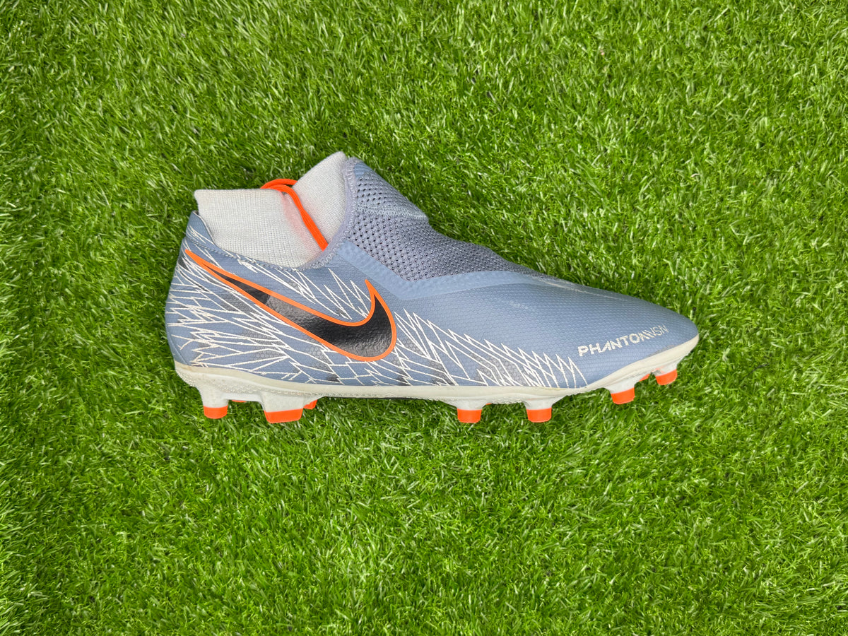 Nike Phantom VSN Academy DF FG/MG