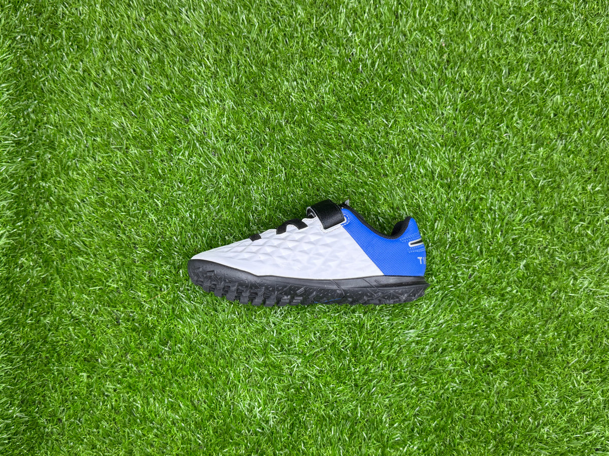 Nike Tiempo Legend 8 Club Tf