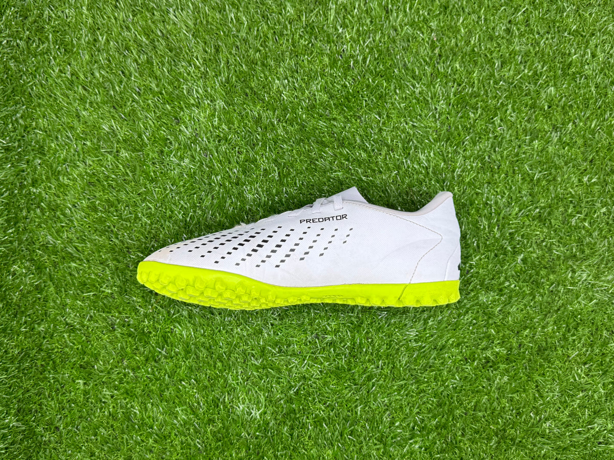 ADIDAS PREDATOR ACCURACY.4 TF