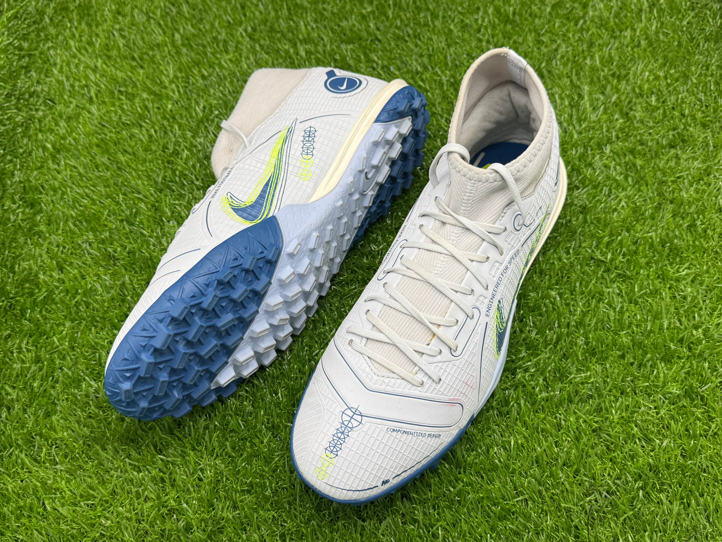 Nike Mercurial Superfly 8 Academy TF